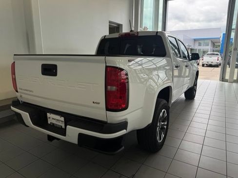 Used 2021 Chevrolet Colorado Z71 AWD/4WD image 31