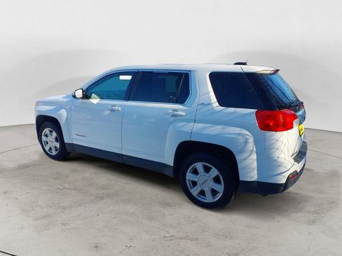 Used 2015 GMC Terrain SLE image 2