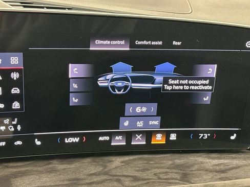 Used 2025 Audi Q5 Premium w/ Convenience Package image 20