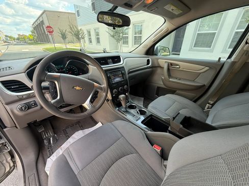 Used 2013 Chevrolet Traverse LT w/ All-Star Edition FWD image 12