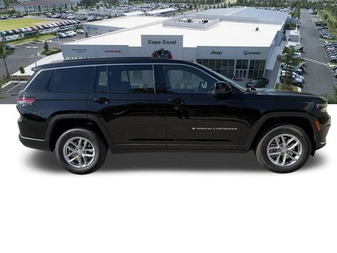 New 2025 Jeep Grand Cherokee L Laredo image 4