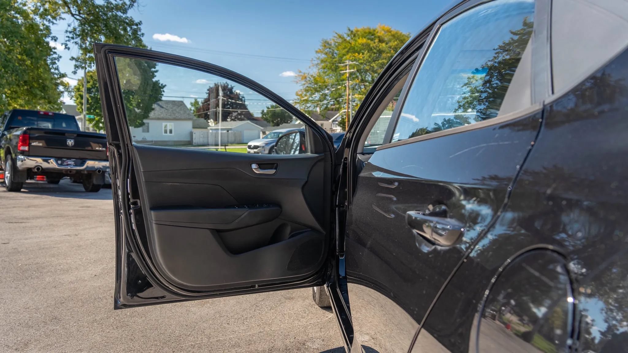 Used 2020 Hyundai Accent SE FWD image 13