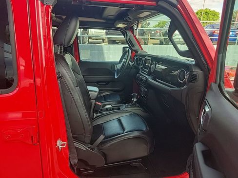 Used 2021 Jeep Wrangler Unlimited Sahara image 16