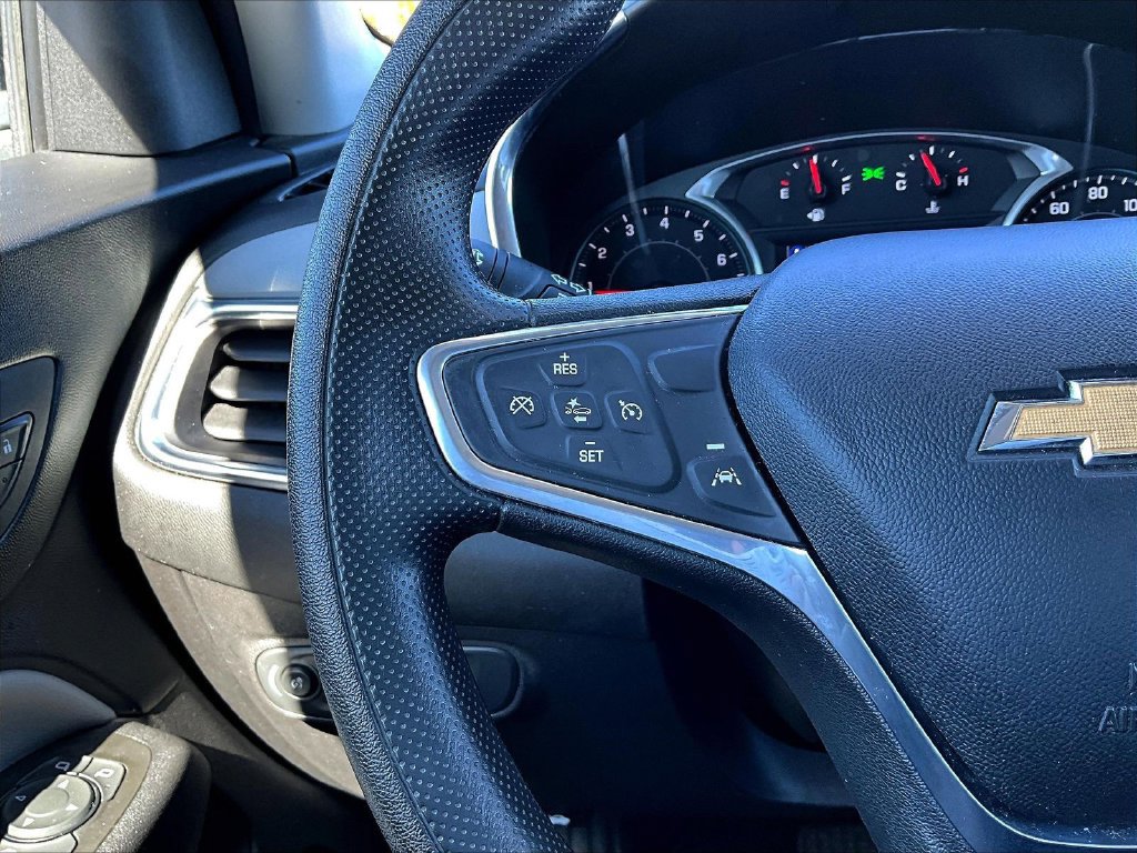 Used 2022 Chevrolet Equinox LS w/ LS Convenience Package FWD image 14