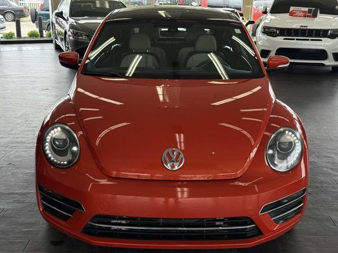 Used 2018 Volkswagen Beetle 2.0T Coast w/ Coast Lighting Package FWD image 17