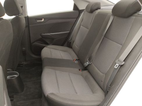Used 2022 Hyundai Accent SE FWD image 18