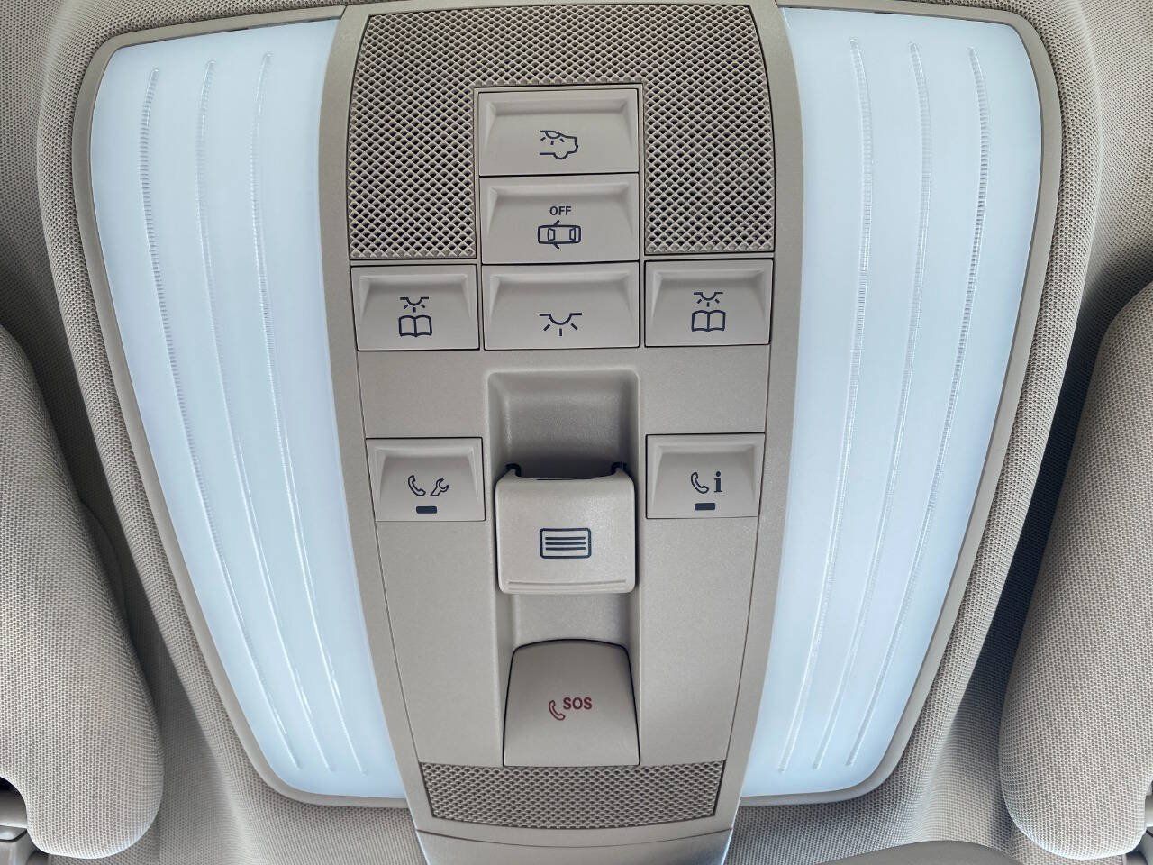 Used 2014 Mercedes-Benz E 350 4MATIC Sedan w/ Premium 1 Package image 22