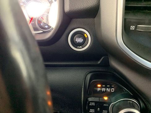 Used 2022 RAM 1500 Big Horn AWD/4WD image 18