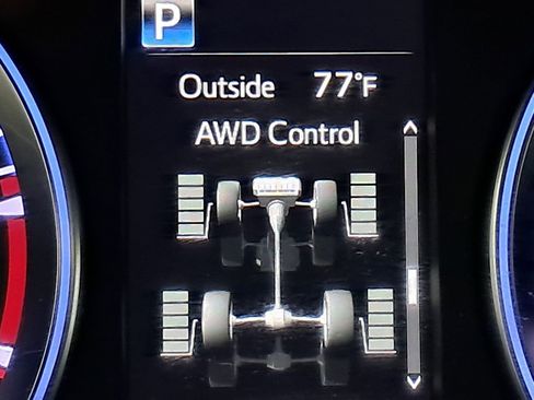 Used 2019 Toyota Highlander SE image 17