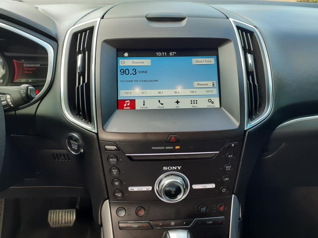 Used 2018 Ford Edge Titanium w/ Equipment Group 301A AWD/4WD image 7