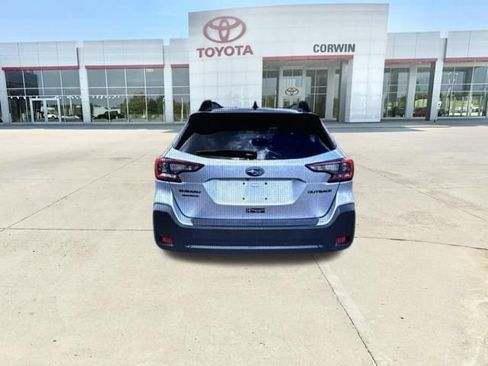 Used 2024 Subaru Outback Onyx Edition AWD/4WD image 18