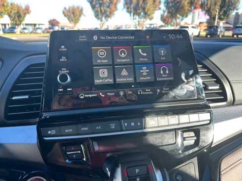 New 2026 Honda Odyssey Touring image 14