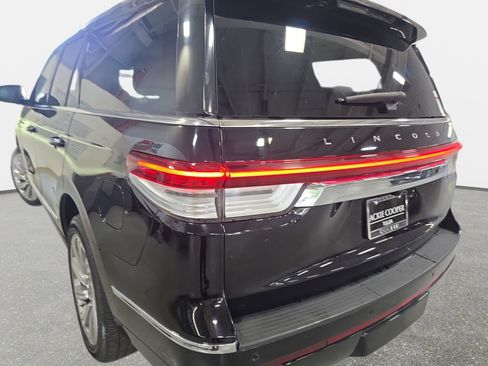 Used 2024 Lincoln Navigator Reserve AWD/4WD image 33