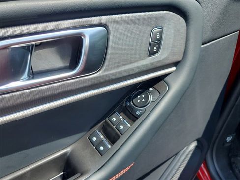 New 2025 Ford Explorer ST-Line image 16