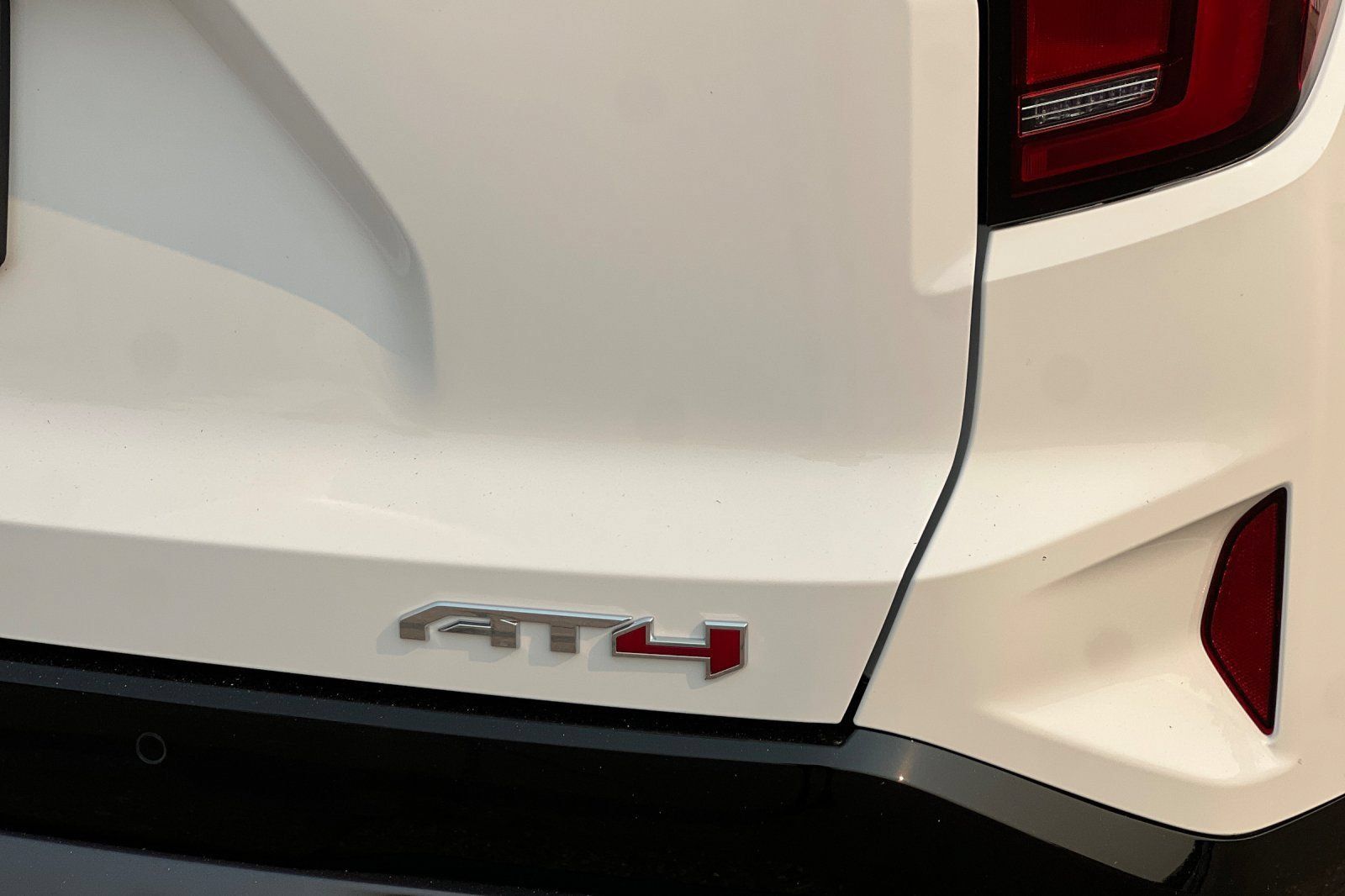 New 2027 GMC Terrain AT4 w/ Technology Package II AWD/4WD image 22
