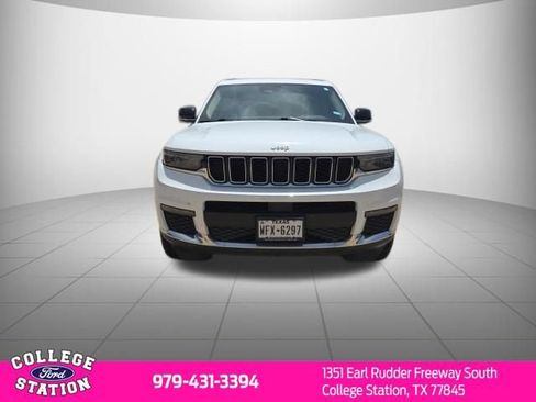 Used 2022 Jeep Grand Cherokee L Limited RWD image 2