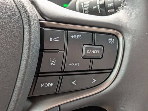 Certified 2024 Lexus UX 250h FWD image 25