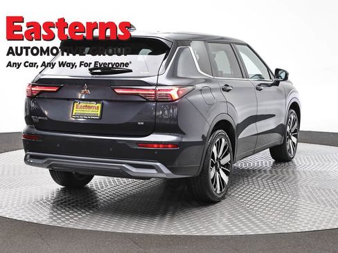 Used 2025 Mitsubishi Outlander SE AWD/4WD image 5
