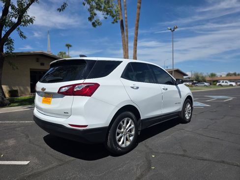 Used 2019 Chevrolet Equinox LS AWD/4WD image 10