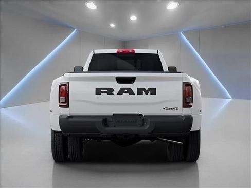 New 2026 RAM 3500 Tradesman AWD/4WD image 7