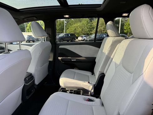 Used 2025 Lexus TX 350 AWD w/ Technology Package image 18