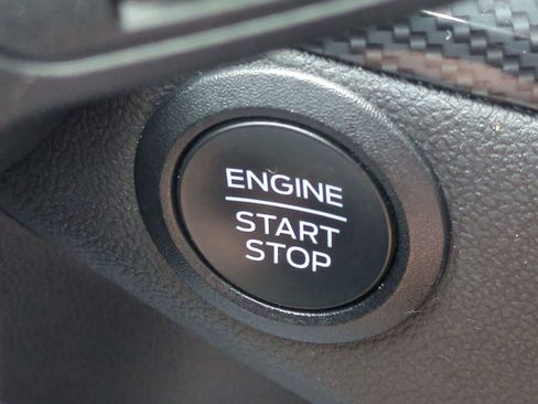 Used 2025 Ford Escape ST-Line FWD image 16