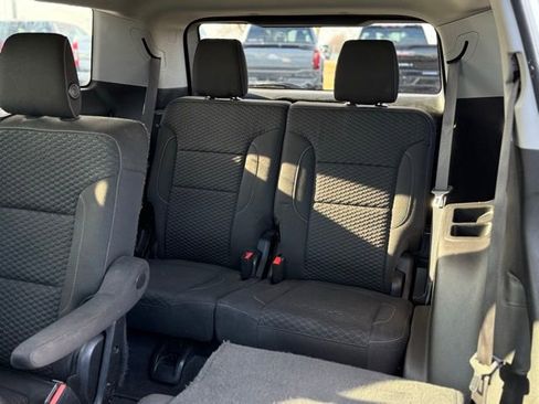 Used 2019 GMC Acadia SLE image 17