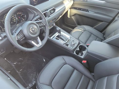 New 2025 MAZDA CX-5 AWD 2.5 S w/ Premium Plus Pkg image 4