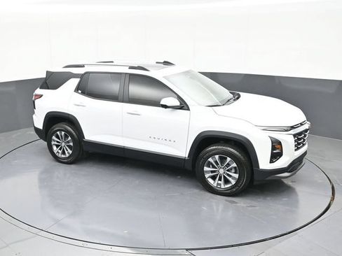 New 2026 Chevrolet Equinox LT w/ Convenience Package II FWD image 61