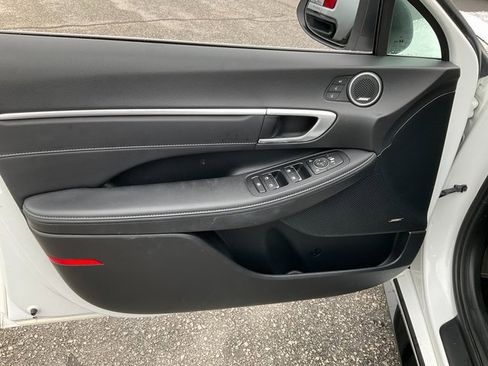 Used 2022 Hyundai Sonata Limited image 7