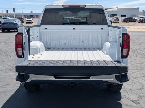 Used 2023 GMC Sierra 1500 SLE AWD/4WD image 37