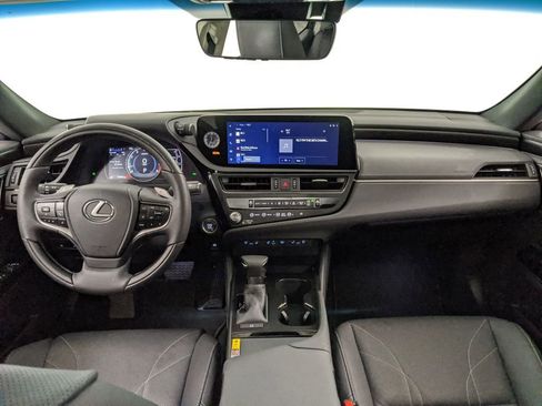 Used 2024 Lexus ES 350 350 Luxury w/ Accessory Package (Z1) image 7