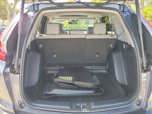 Used 2019 Honda CR-V Touring image 29