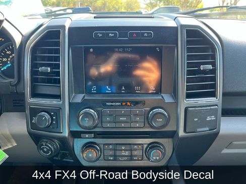 Used 2018 Ford F150 XLT w/ Equipment Group 302A Luxury AWD/4WD image 18