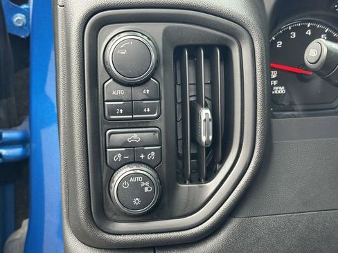 Used 2024 Chevrolet Silverado 1500 Custom Trail Boss image 32