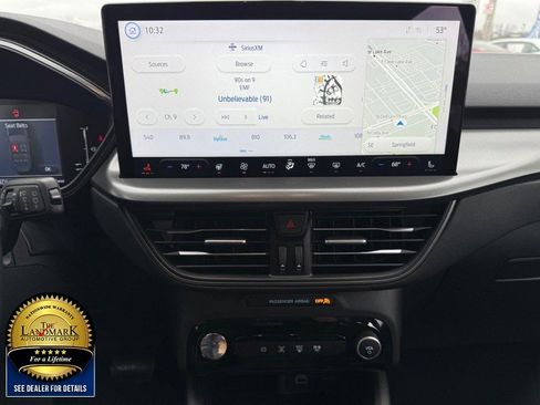 Used 2024 Ford Escape SE image 19