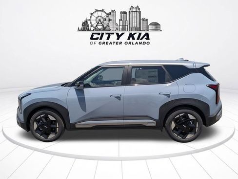 New 2027 Kia Seltos S FWD image 4