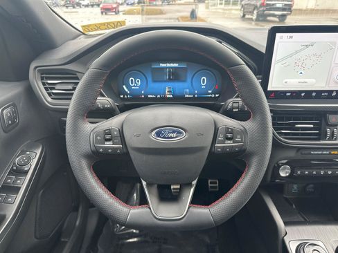 Used 2023 Ford Escape ST-Line Elite w/ Premium Technology Package AWD/4WD image 14