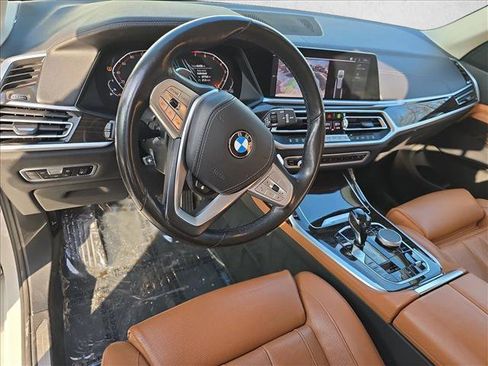Used 2020 BMW X7 xDrive40i w/ Cold Weather Package image 17