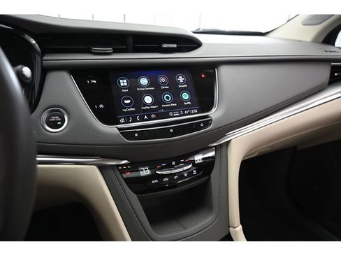 Certified 2021 Cadillac XT5 Premium Luxury image 20