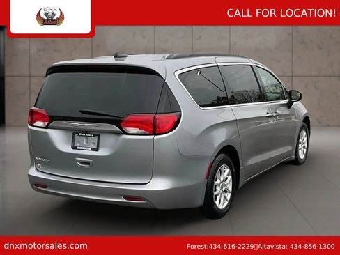 Used 2021 Chrysler Voyager Lxi image 5