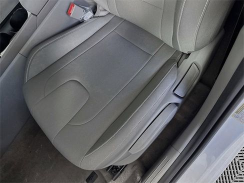 New 2025 Hyundai Elantra Blue image 23