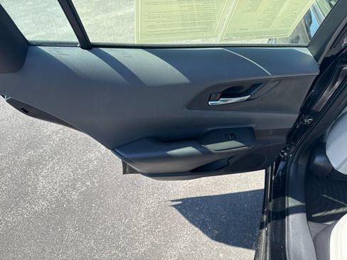 Used 2024 Toyota Prius XLE FWD image 22