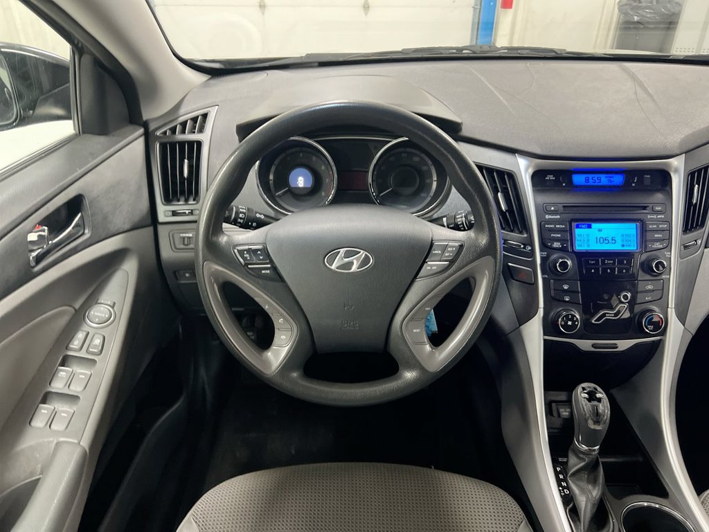 Used 2013 Hyundai Sonata GLS w/ Popular Equipment Pkg FWD image 11