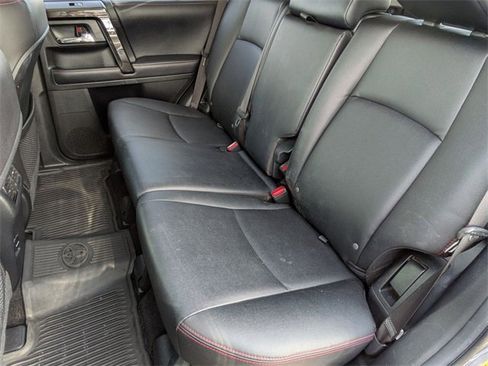 Used 2018 Toyota 4Runner TRD Off-Road Premium w/ Wilderness Package image 32