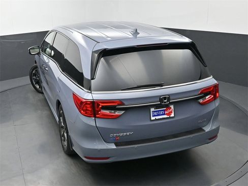 Used 2023 Honda Odyssey Elite image 39