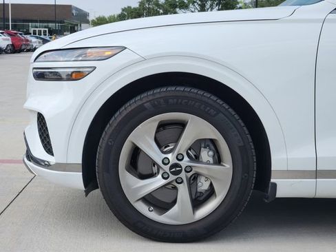 Used 2026 Genesis GV70 2.5T AWD/4WD image 6