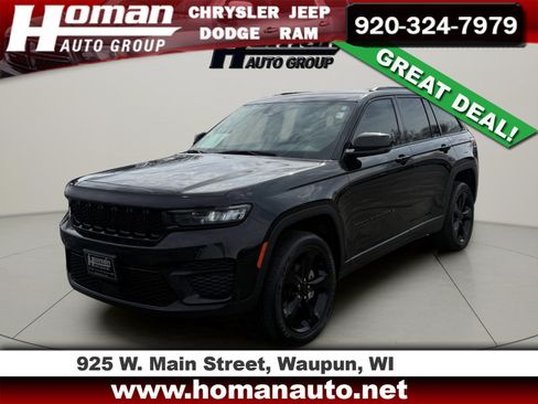 Used 2022 Jeep Grand Cherokee Altitude AWD/4WD image 1
