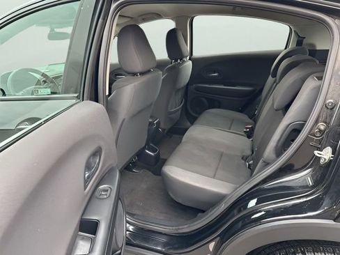 Used 2020 Honda HR-V LX image 17