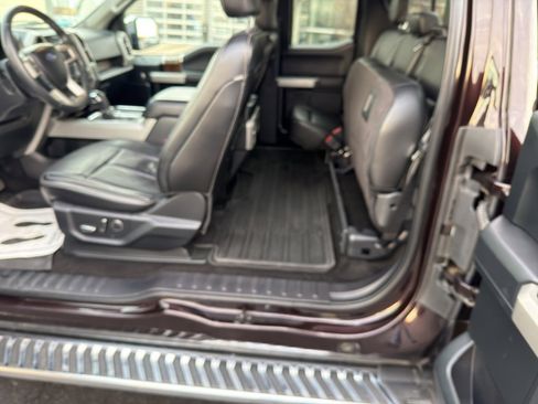 Used 2018 Ford F150 Lariat w/ Equipment Group 502A Luxury image 16